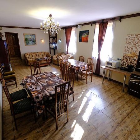 Laila Guest House Μέστια Εξωτερικό φωτογραφία