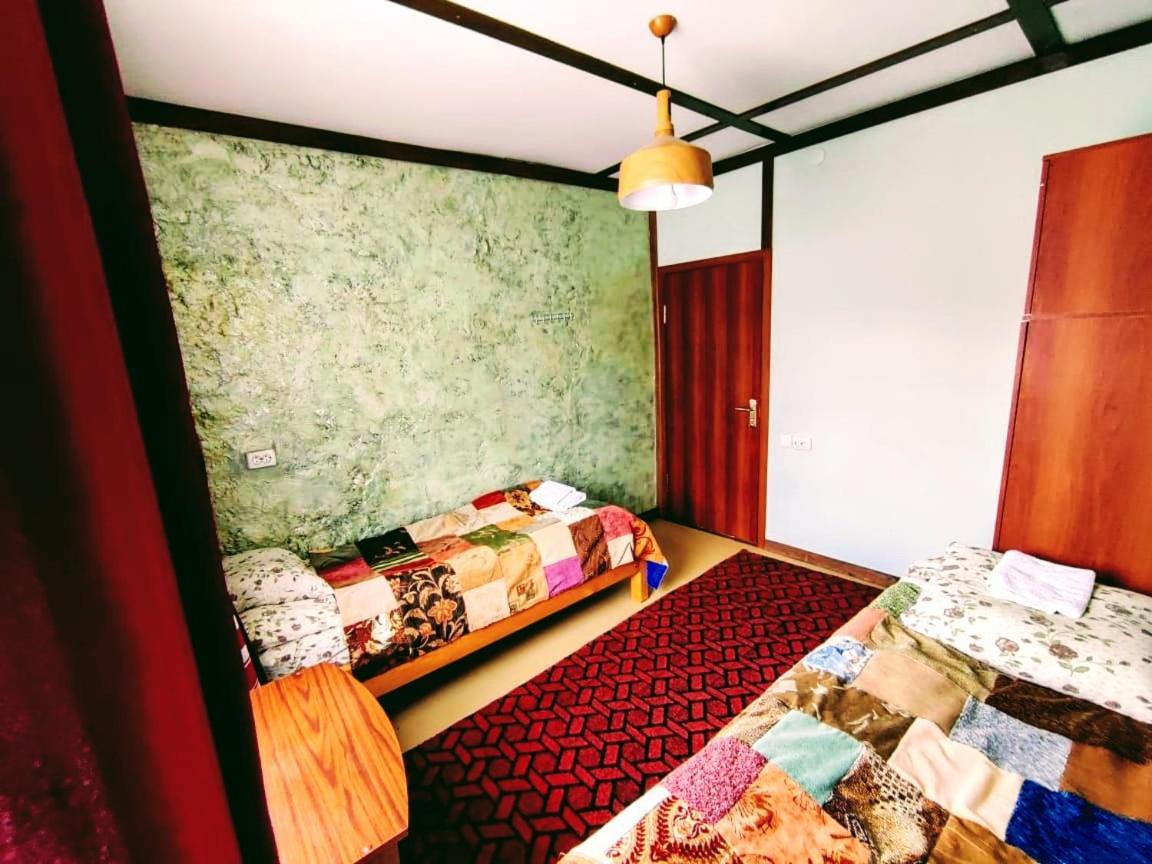 Laila Guest House Μέστια Εξωτερικό φωτογραφία
