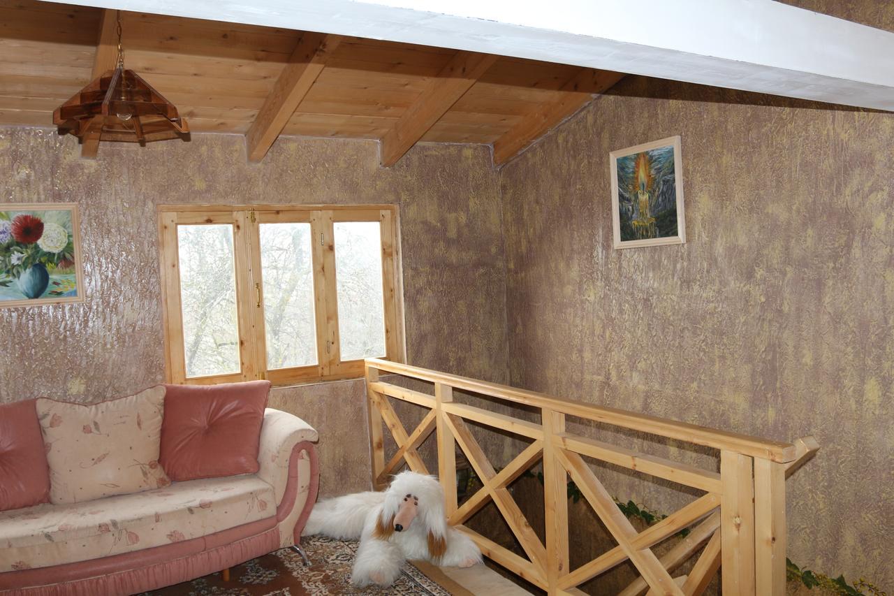 Laila Guest House Μέστια Εξωτερικό φωτογραφία