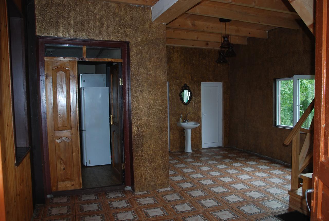 Laila Guest House Μέστια Εξωτερικό φωτογραφία