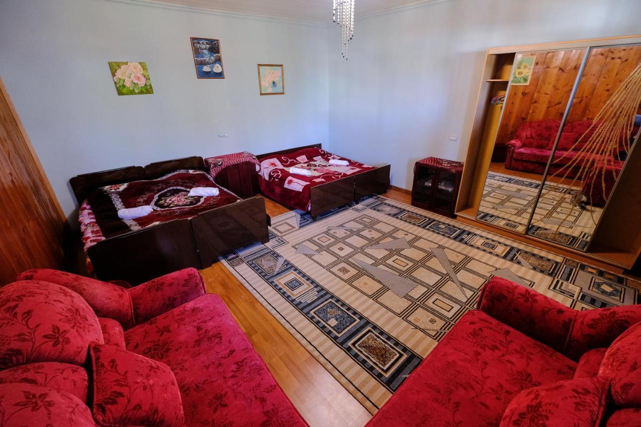 Laila Guest House Μέστια Εξωτερικό φωτογραφία